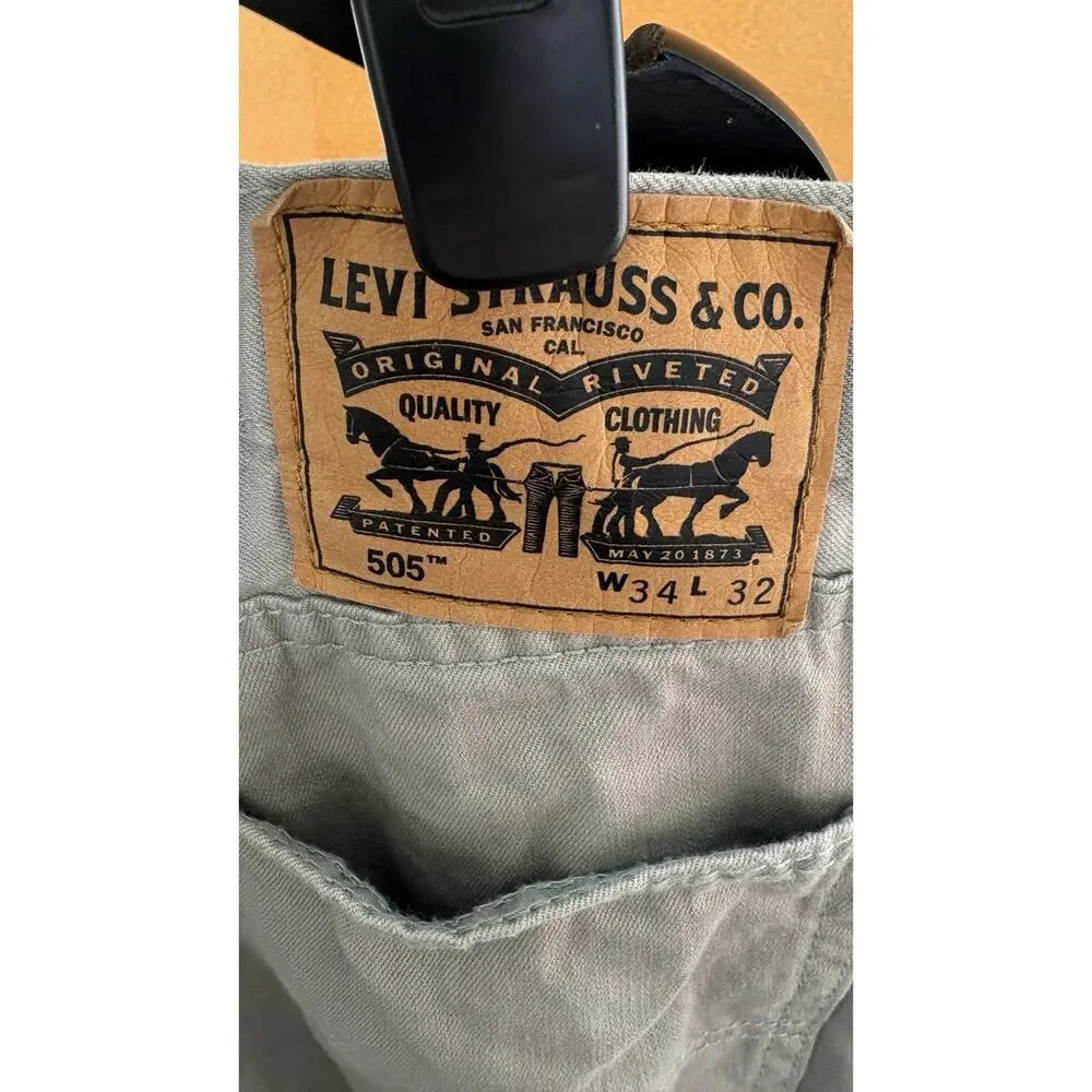 Levis 505 Jeans Mens 34x32 Beige Straight Leg 100% Cotton‎ Denim Pants Casual